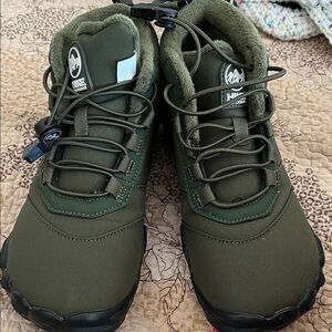 Hike Outdoor Green Hightop Hiking Boot Size UK37